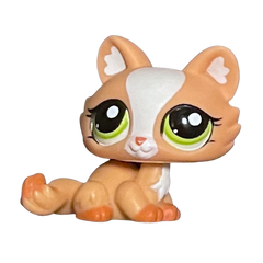 #1868 Crouching Kitten