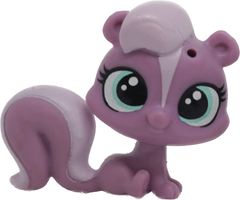 #54 Mini Skunk "Sateen L'Aroma"