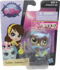 G4 Singles: Feathers Underwood (Green Variation)