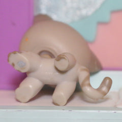 LPS #0483 Shorthair Cat (Damaged)