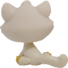 #1364 Sitting Bonbon Cat