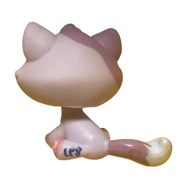 #1660 Sitting Bonbon Cat